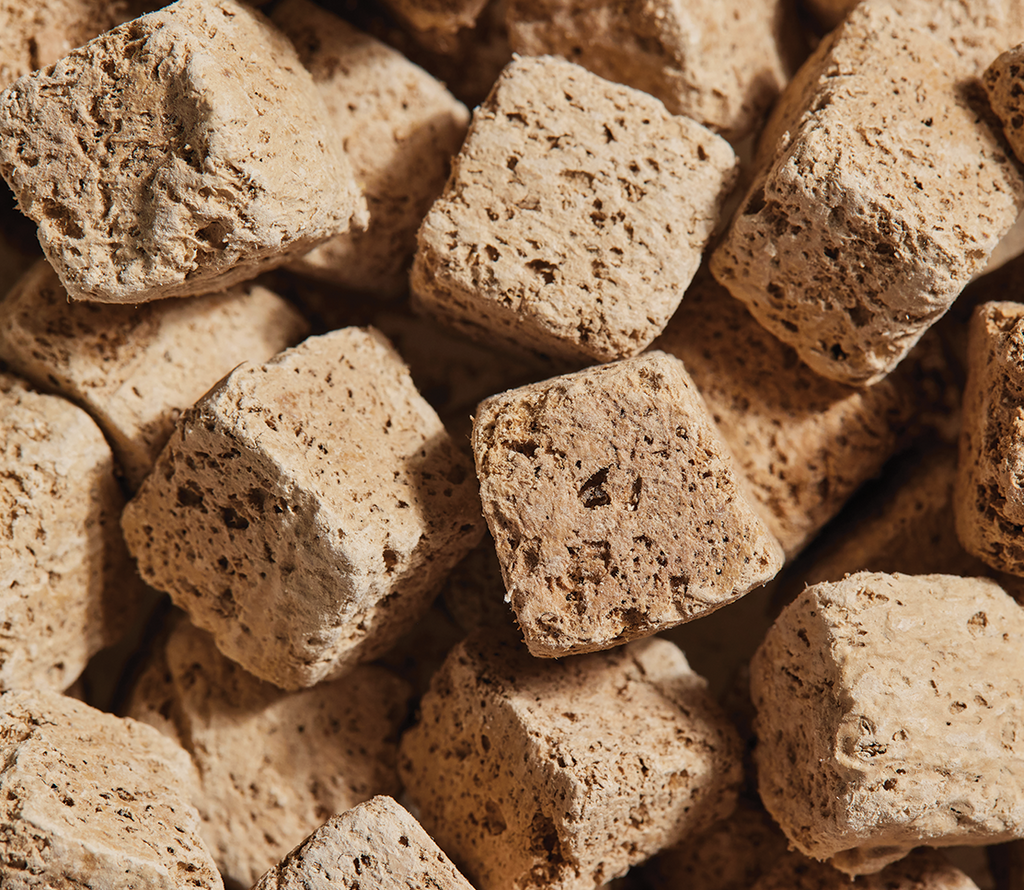 Regenerative Grassland Lamb Lung Freeze-Dried Raw Dog Treat Cubes