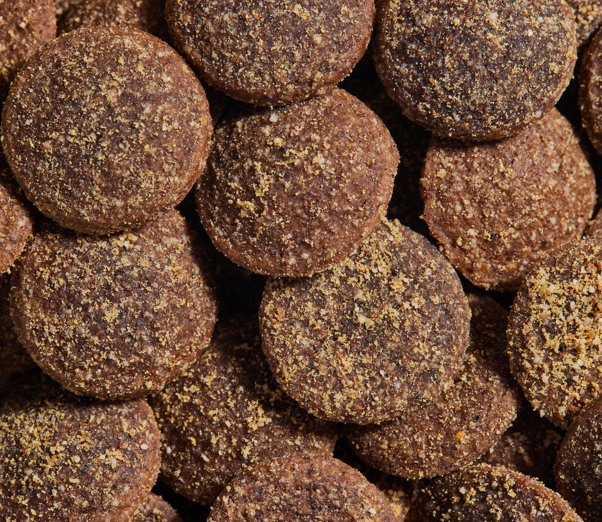 Peanut Butter & Banana Crunchy Dog Biscuits – Probiotic, Oven-Baked Treats