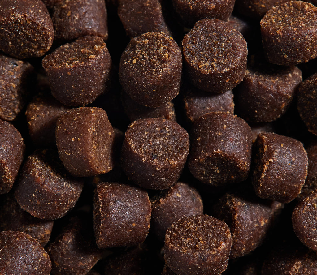Soft Plant-Based Pumpkin & Blueberry Puppy Treats – Upcycled Bites
