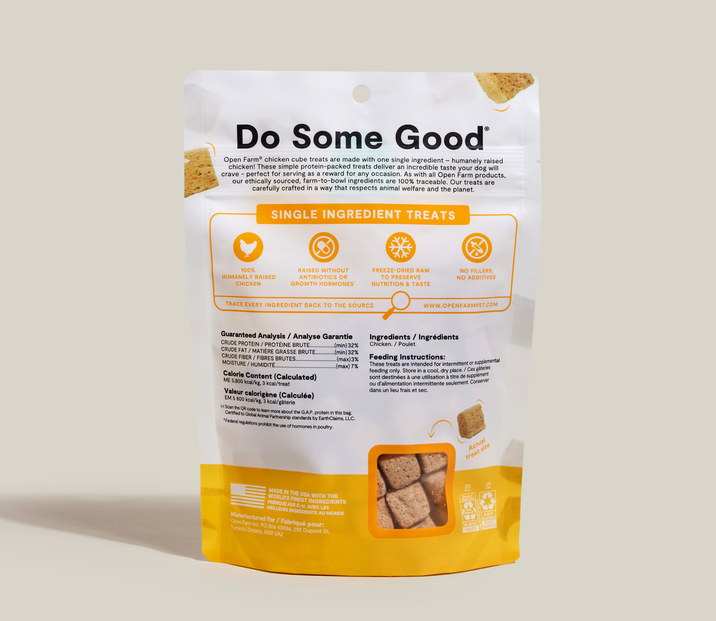 Single-Ingredient Freeze-Dried Raw Chicken Dog Treat Cubes - Grain-Free